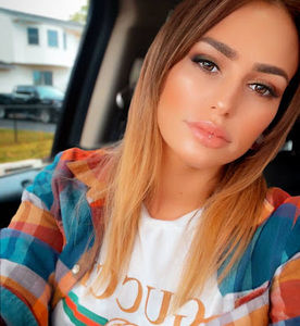 Meet your Posher, Melissa